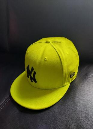 Кепка (снепбек) new era yankees