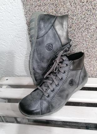 Черевики rieker