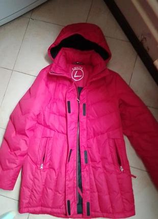 Пуховик пух красный