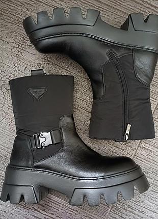 Ботинки женские