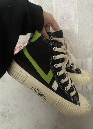 Теплые кеды