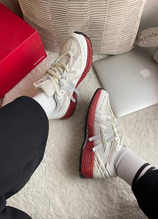 Жіночі кросівки 
new balance 550