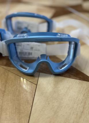 Защитные очки