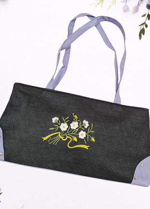 Джинсова сумочка з вишивкою