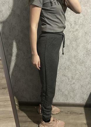 Спортивні штани2 фото