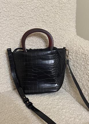 Сумка, сумочка відро з тисненням під крокодила та акцентними ручками