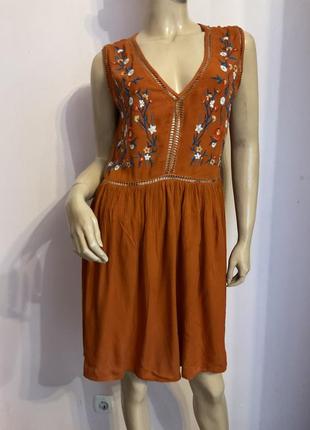Вискозное платье-миди в этно стиле/ m/ brend even &amp; odd