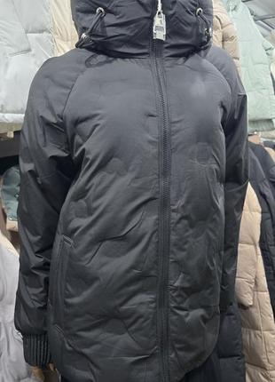 Демисезонная куртка женская весенняя