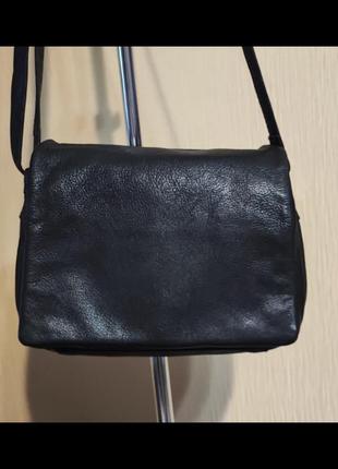 Практичная сумка-кроссбоди  clarks.