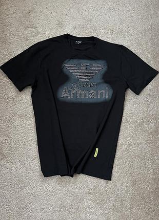 Футболка armani