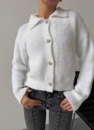 Кофтинка-кардиган з красивими гудзичками