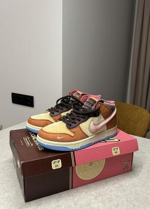 Nike x social status dunk mid “chocolate milk”