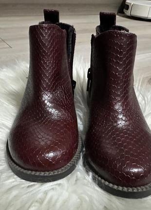 Черевики/сапоги