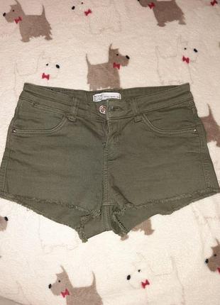 Шорты джинсовые цвет хаки 34 размер может подойти на девочку 158 см рост bershka одевались два раза