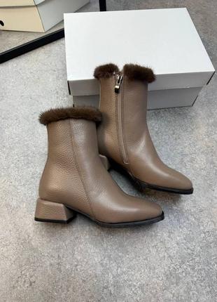 Ботинки женские с натуральной норкой