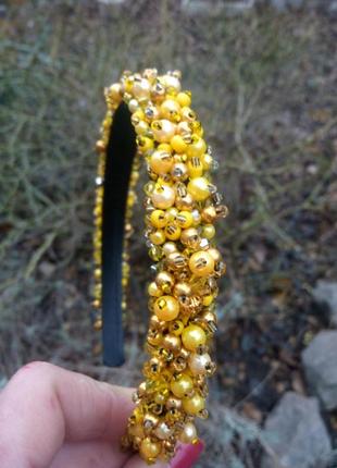 Желто-золотой обруч для волос