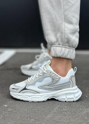 Кроссовки женские демисезонные