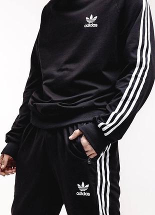 Спортивные костюмы adidas4 фото