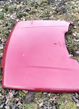 Капот на славуту