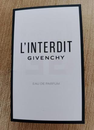 givenchy button-up l'interdit eau de parfum
парфумерна вода (пробник)