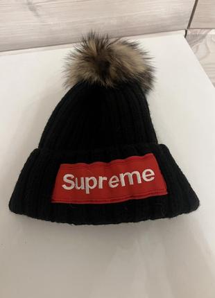 Шапка в в стилі supreme2 фото