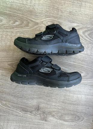Кроси skechers