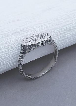 Серебряная кольца гравитация