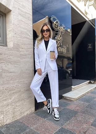 Жіночий класичний діловий костюм двійка піджак з підплічниками брюки костюмна тканина