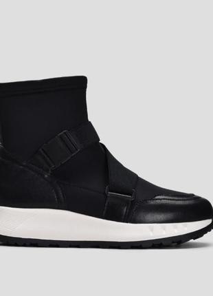 Ботинки спорт