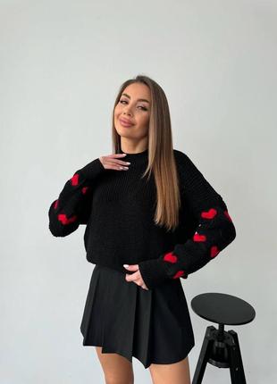 Свитер шерстяной оверсайз вязаный теплый женский базовый с сердечками кофта свободная молочная красная
