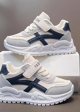 Дитячі кросівки