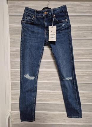 Джинси bershka 34р