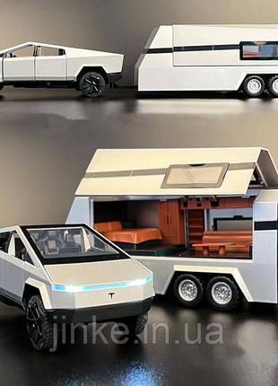 Масштабная модель автомобиля tesla cybertruck pickup с трейлером и квадроциклом. металлическая машинка