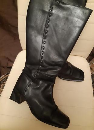 Чоботи на широку ногу