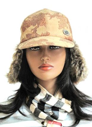 Стильная дизайнерская женская шапка с козырьком. очень классная! супер цена !4 фото