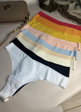 Безшовні стрінги