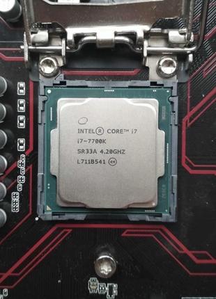 Процесор intel core i7-7700k 4.2ghz/8gt/s/8mb s1151