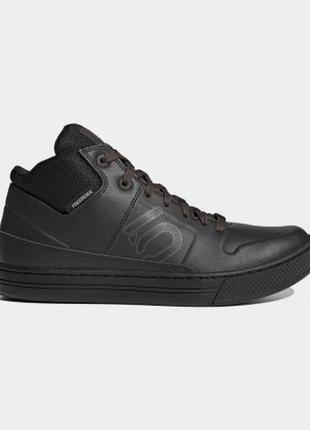 Кросівки five ten  adidas 👟