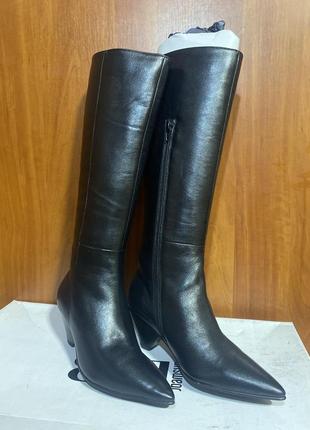 Чоботи answear