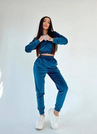 Велюровый спортивный костюм5 фото