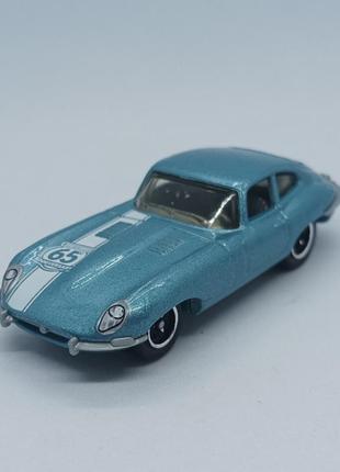 Машинка jaguar e-type coupe 1961 matchbox mattel 2005