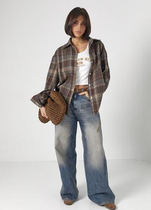 Комплект из рубашки в клетку и короткой майки