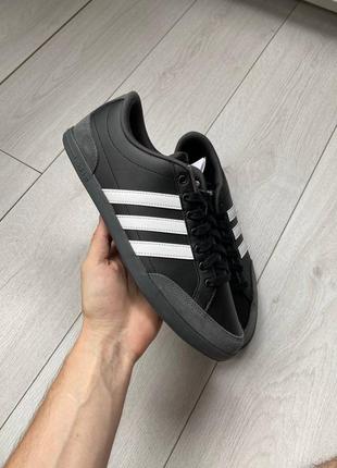 Кросівки adidas