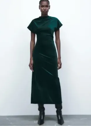Брендовое бархатное платье длинное от zara