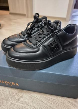 Женские кеды badura