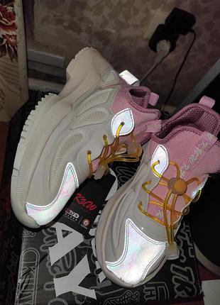 Кросівки для дівчинки 5