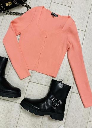 Женская укороченная кофта-джнмпер с вырезом и открытыми элементами в размере s-m от missguided