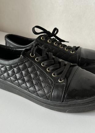 Жіночі кеди