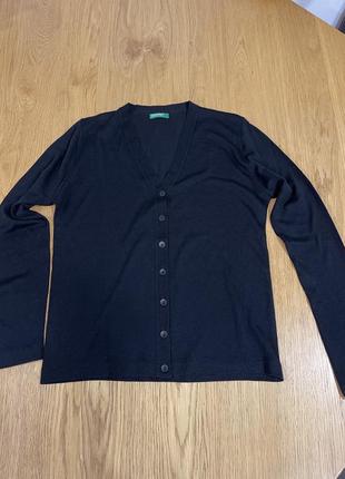 Легкая кофта из шерсти и акрила