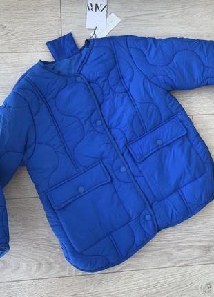 Легенька демісезонна куртка zara
